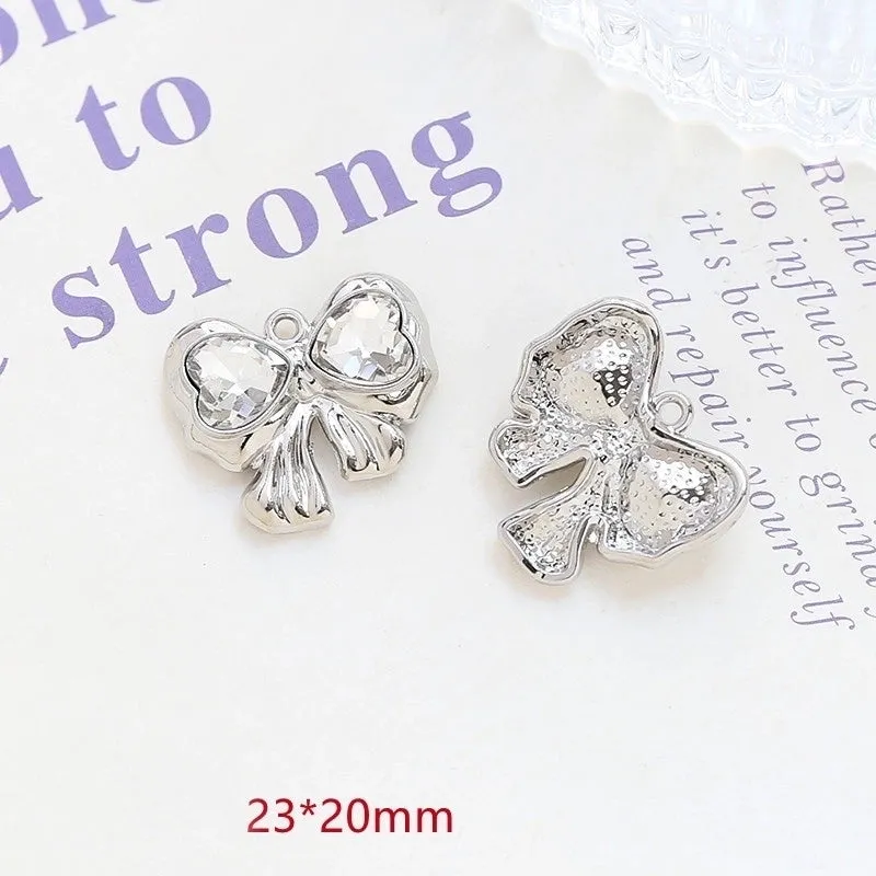 1 Piece 17*13mm 19*16mm 23 * 20mm Alloy Rhinestones Heart Shape Rose Bow Knot Polished Pendant