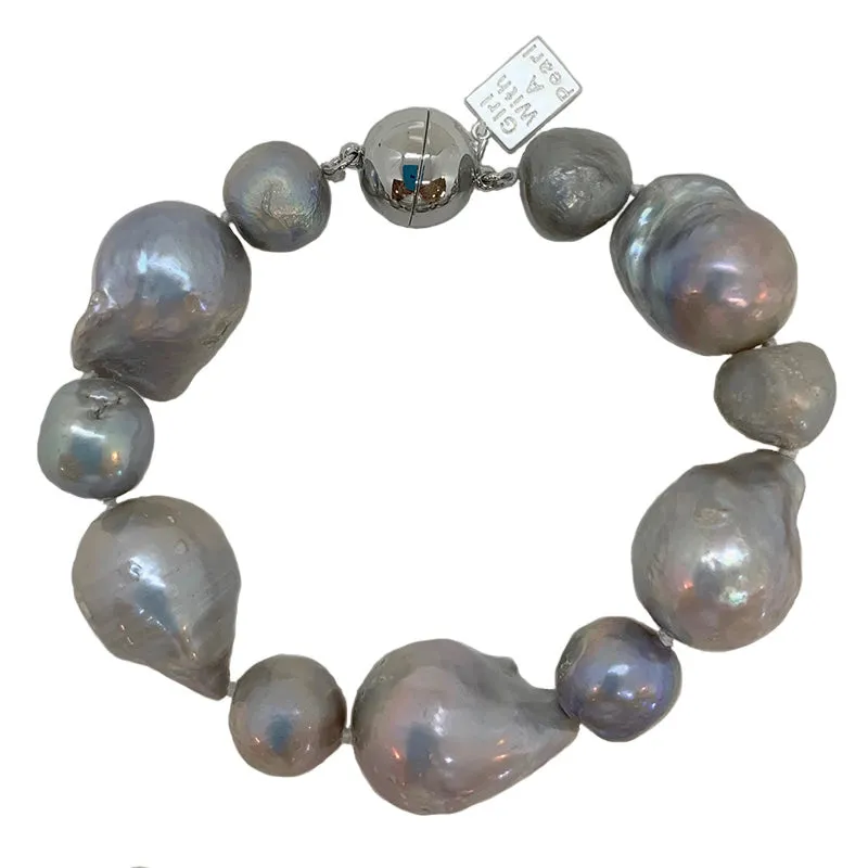 230-07 | WILD PEARL DELUXE BRACELET (GRAY/SILVER)