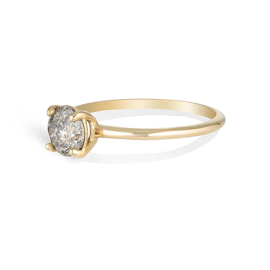 Anne Solitaire II | Salt & Pepper diamond