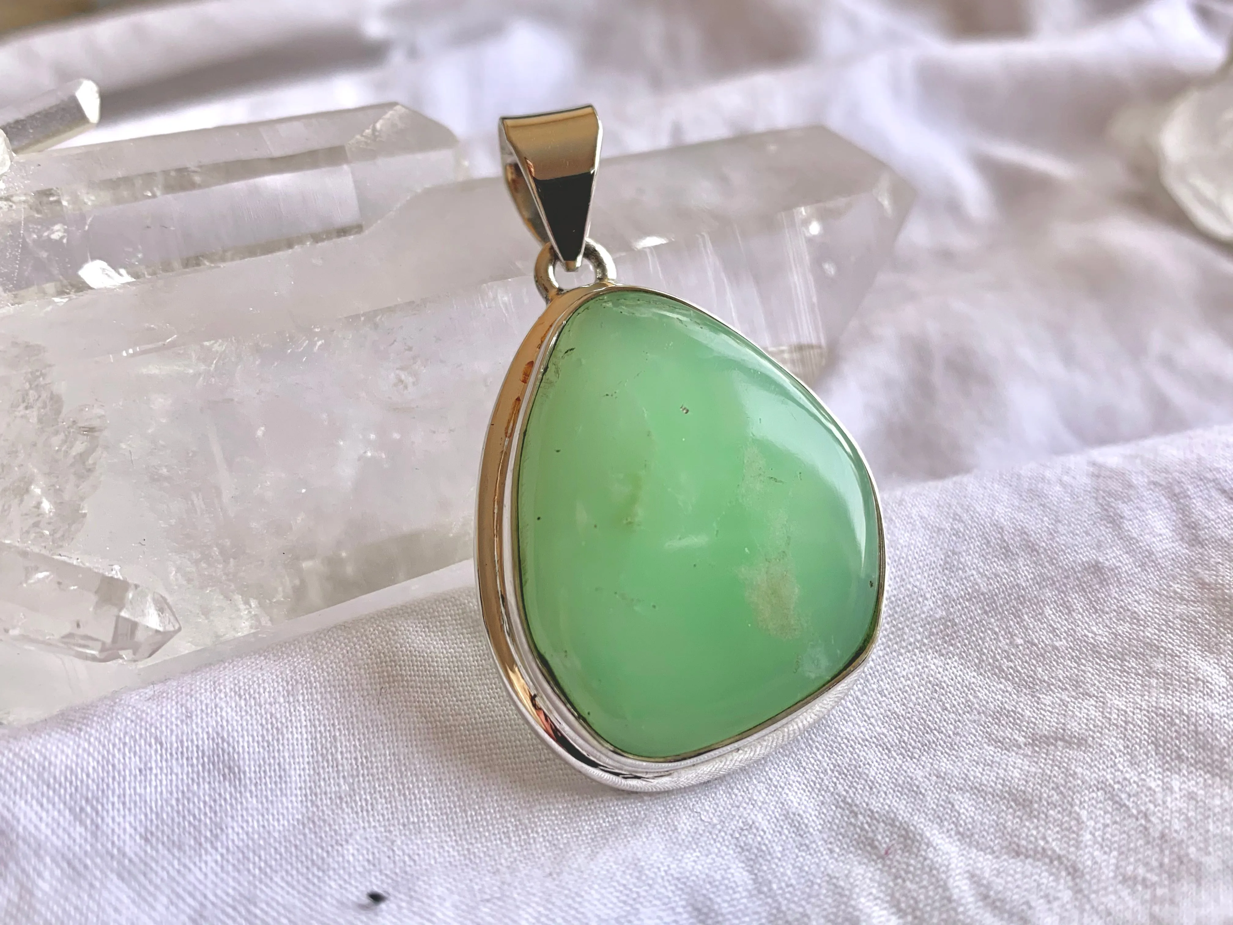 Chrysoprase Ansley Pendant - Freeform