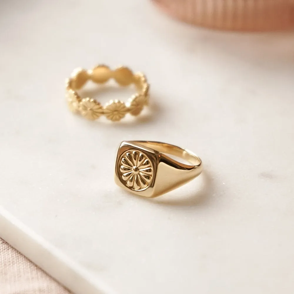 Daisy Bloom Signet Ring 18ct Gold Plate