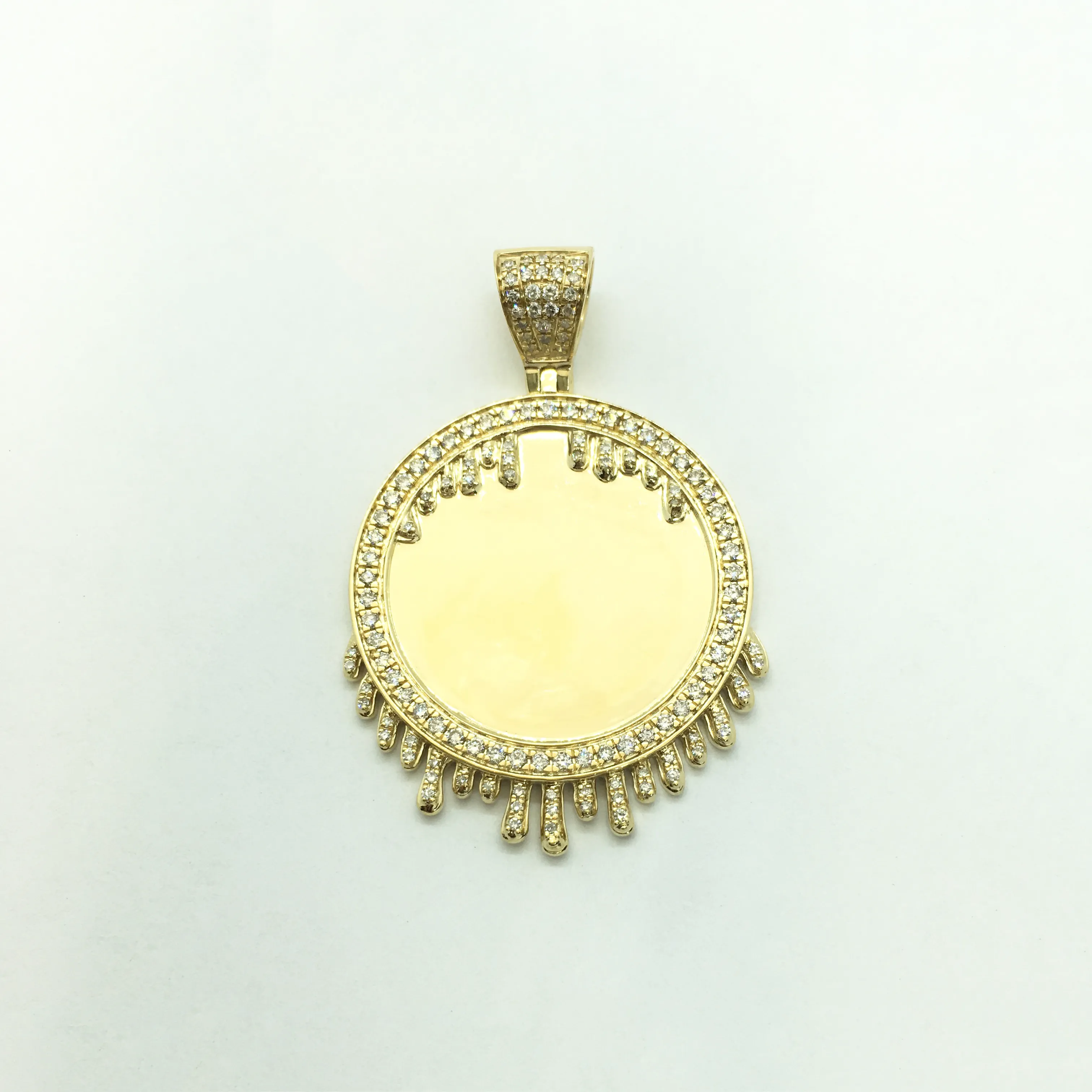 Dripping Diamond Medallion Pendant (14K)