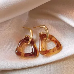 Elegant Gold and Pearl Brown Geometric Hoop Earrings jlt11527