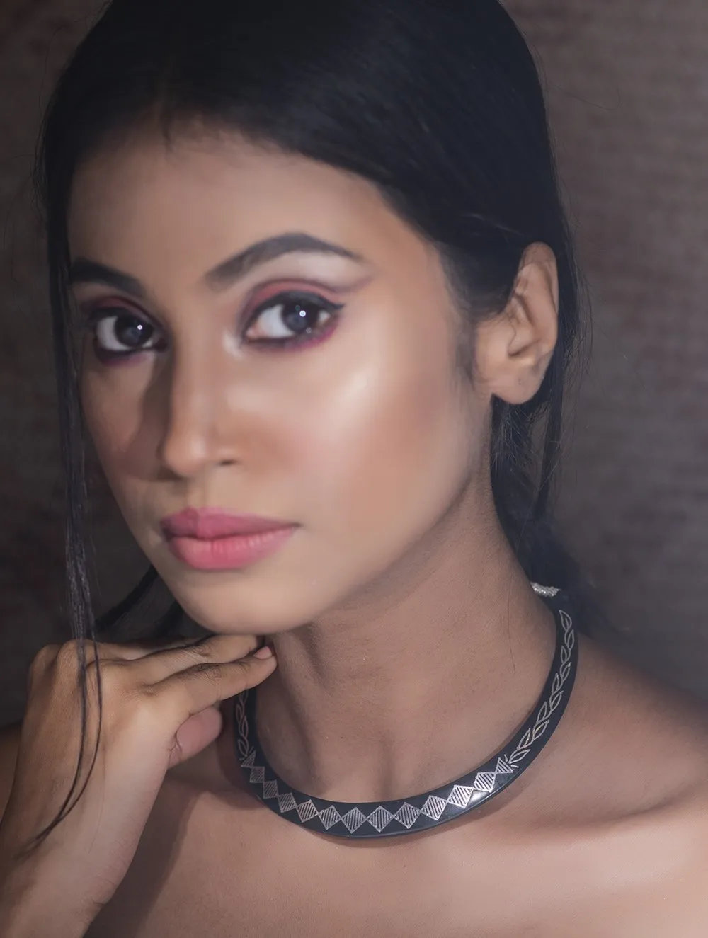 Exclusive Bidri Craft Choker With Pure Silver Inlay - Diamond Mesh Pattern