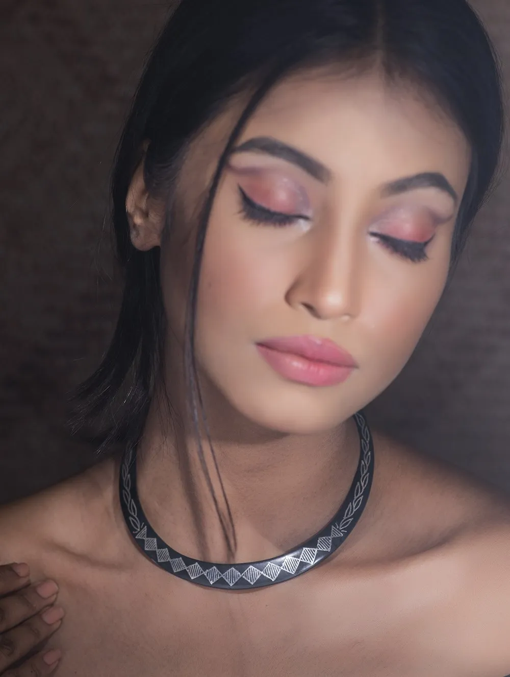 Exclusive Bidri Craft Choker With Pure Silver Inlay - Diamond Mesh Pattern