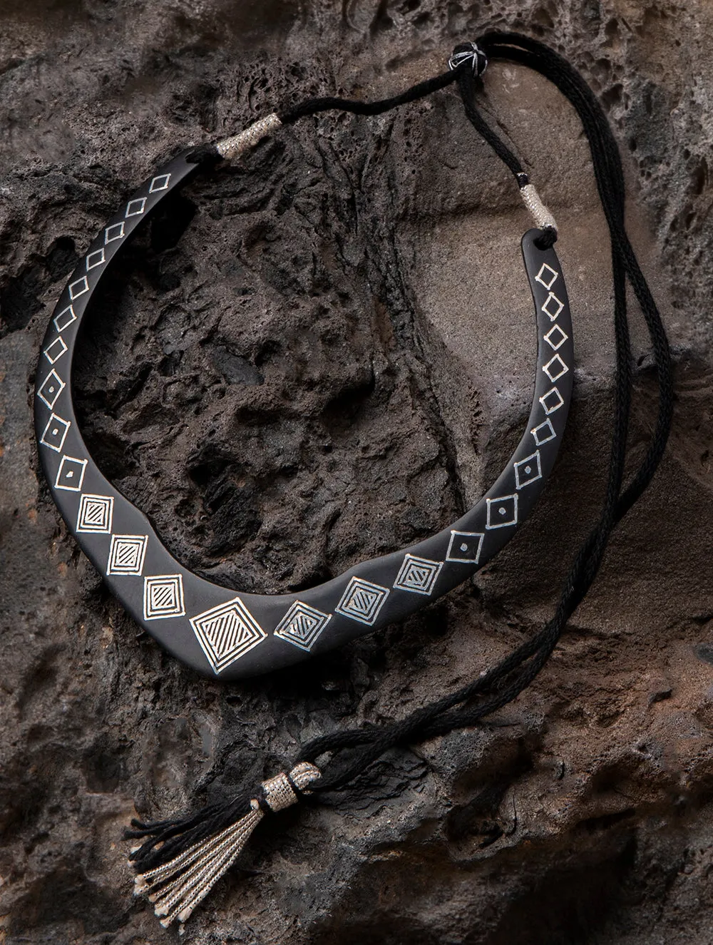 Exclusive Bidri Craft Choker With Pure Silver Inlay - Diamond Patterns