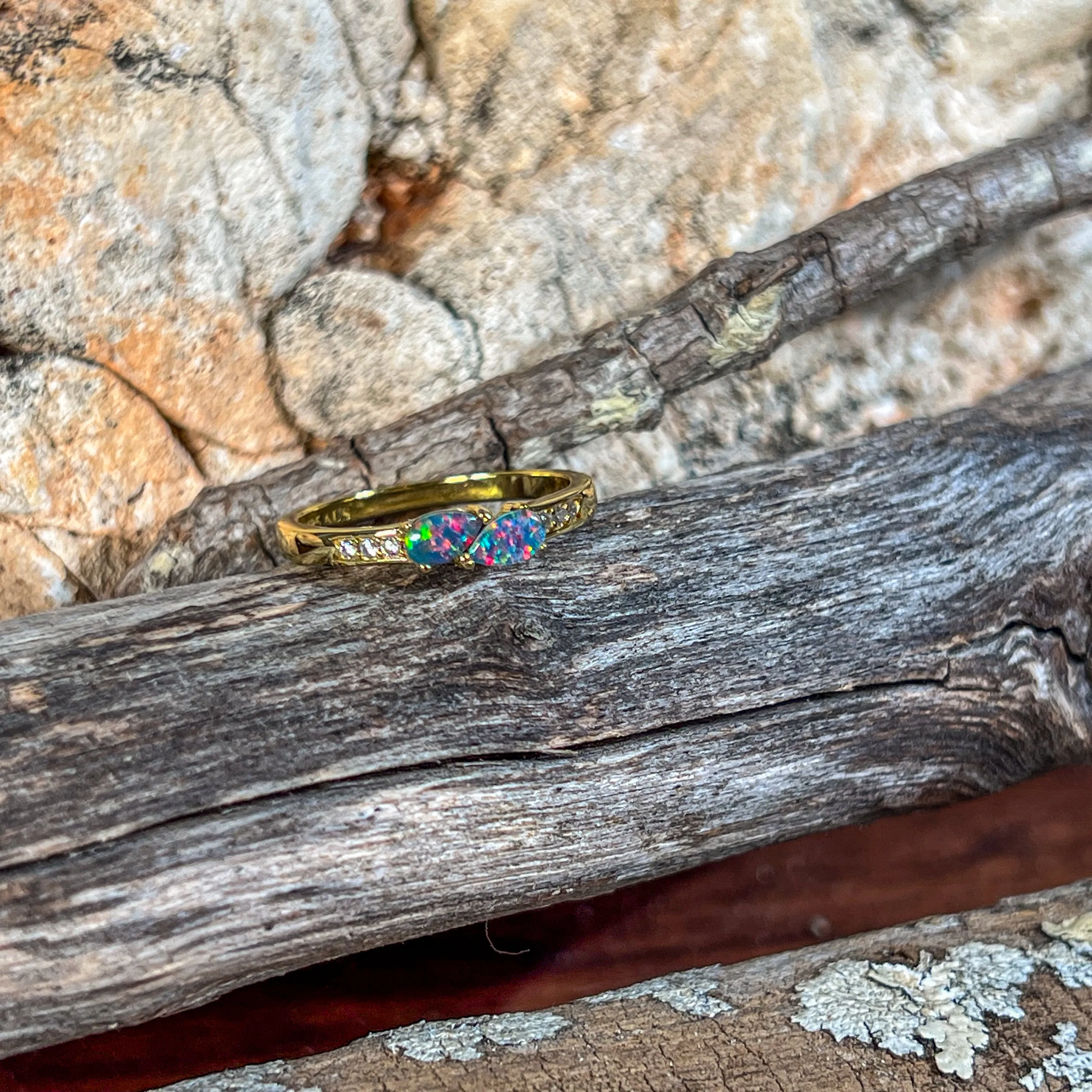 Gold plated Silver two pearshape opal triplet 5x3mm ring