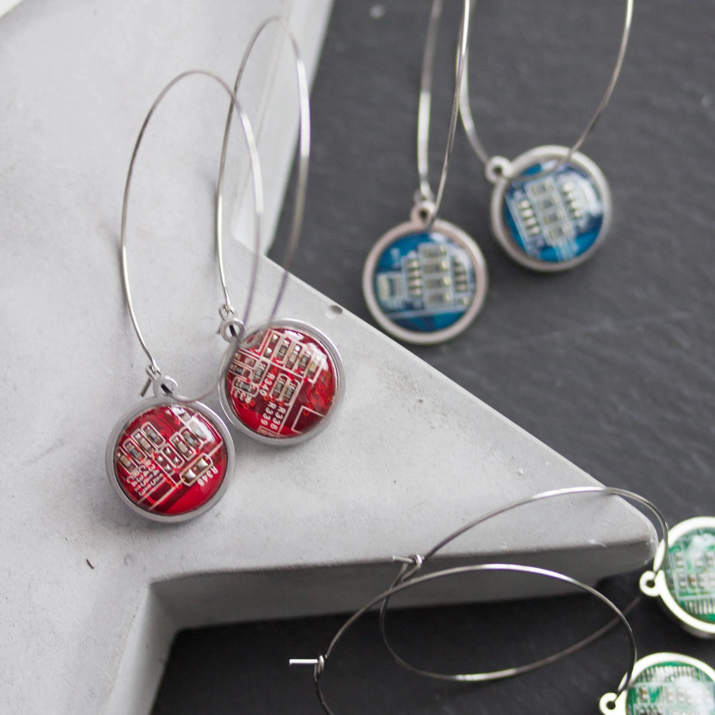 Hoop earrings with 15mm round circuit board pendants, stainless steel