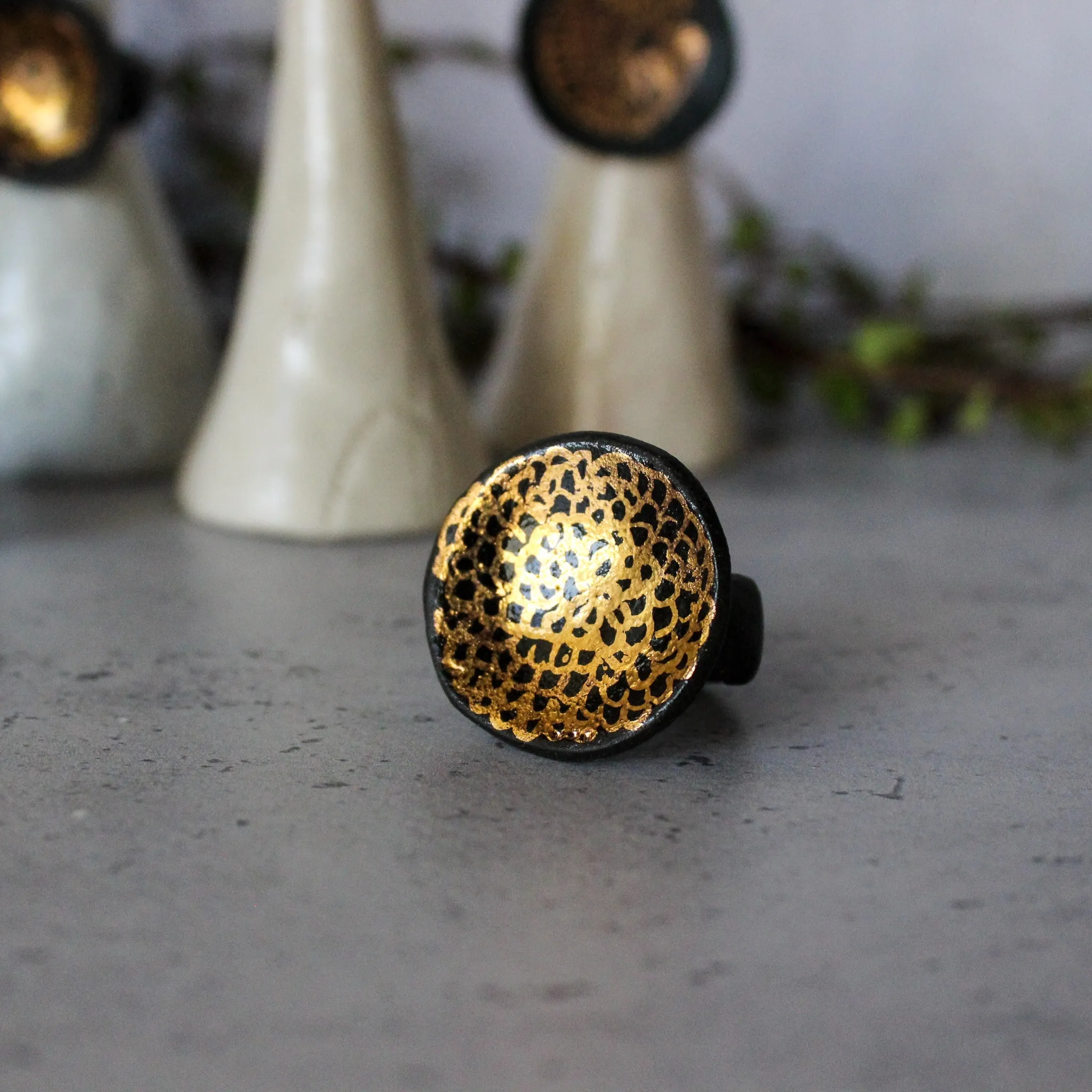 Large Porcelain Rings Black & Gold