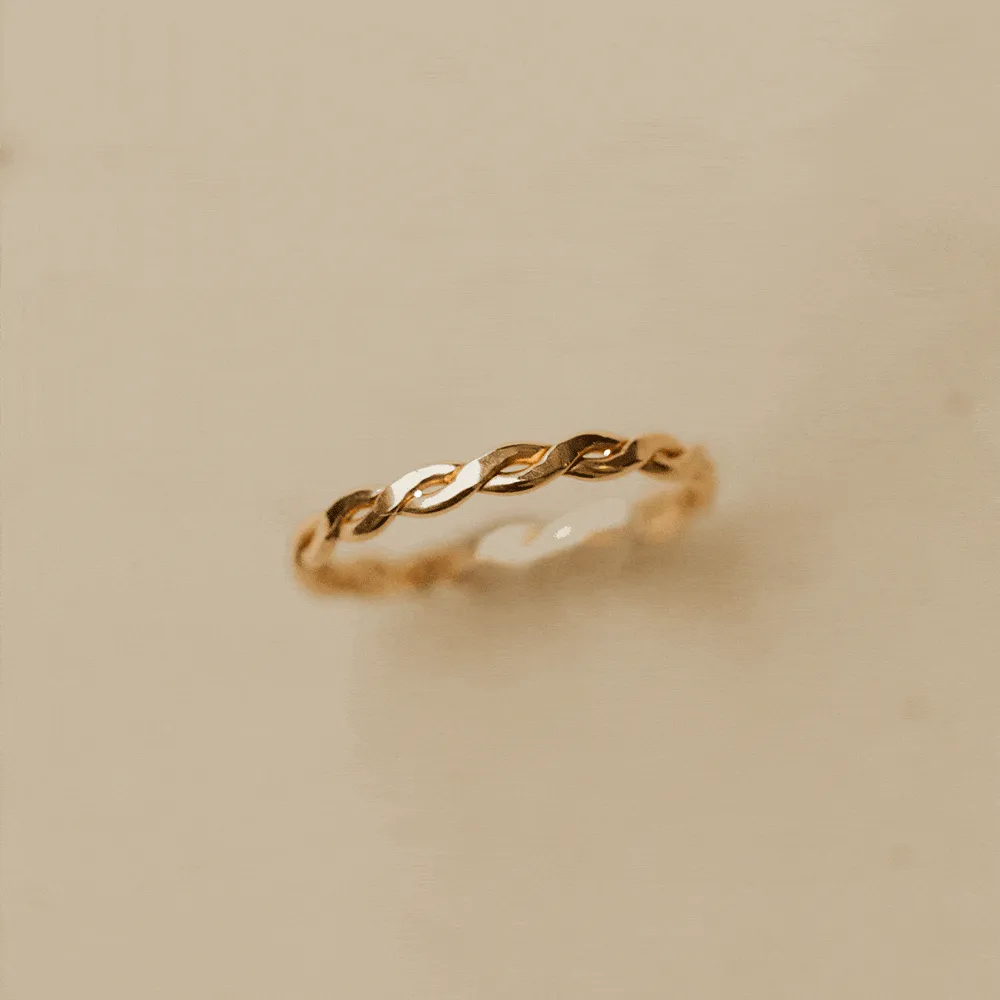 Laurel Ring