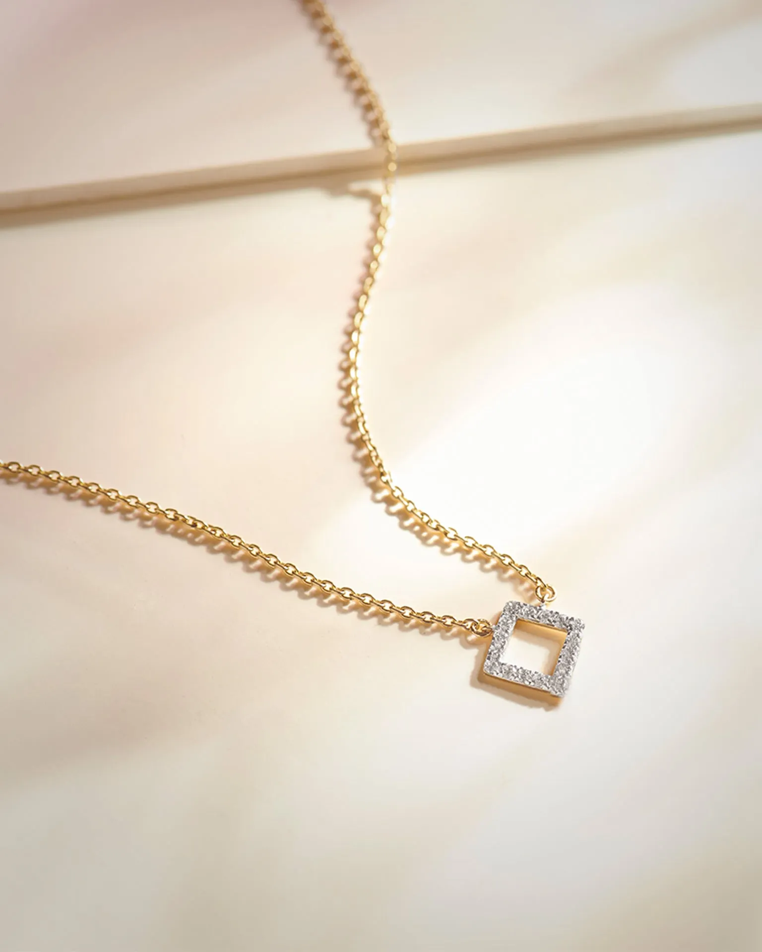 Minimal Square Necklace