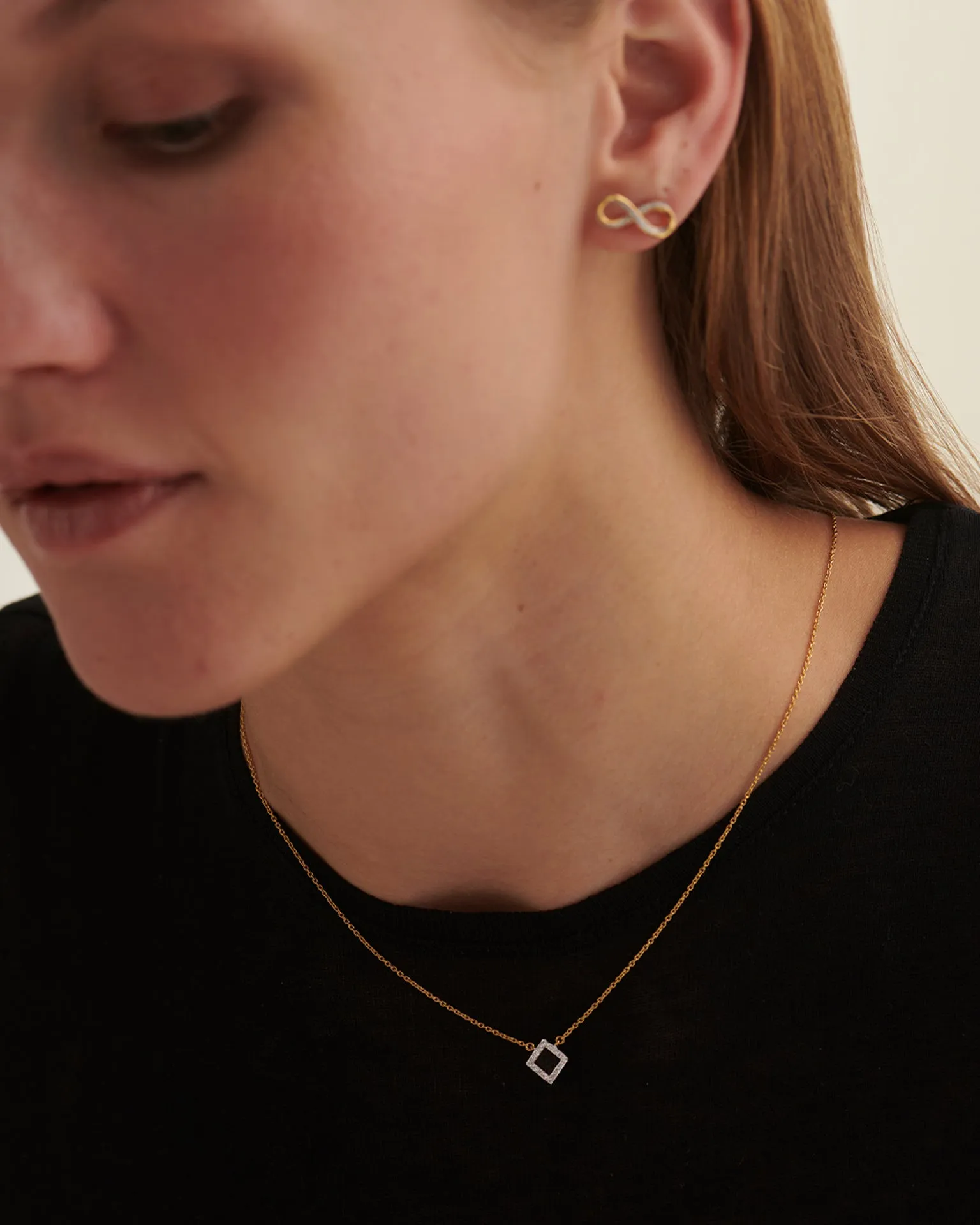 Minimal Square Necklace