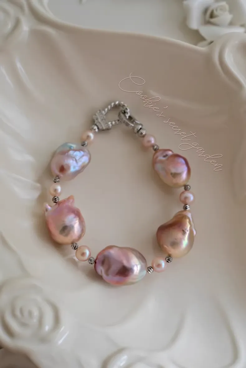 【Monet Garden Collection】 Handmade Annie Aurora Baroque Pearl Bracelet