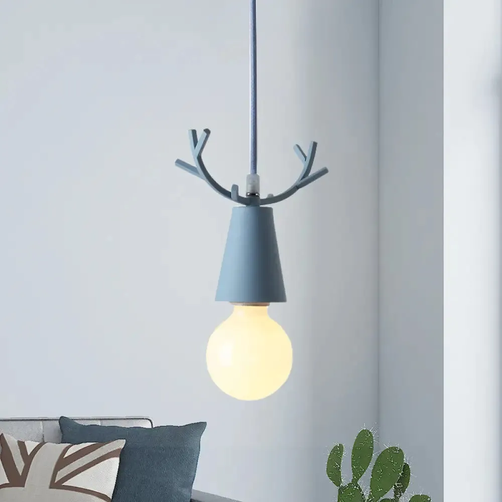 Nordic Style Pendant Light with Adjustable Ball Ceiling Fixture and Antler Decoration for Bedroom or Kids Room