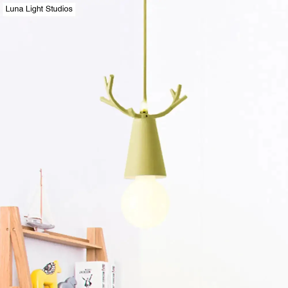 Nordic Style Pendant Light with Adjustable Ball Ceiling Fixture and Antler Decoration for Bedroom or Kids Room