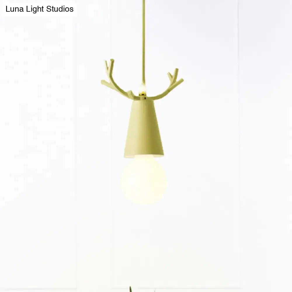 Nordic Style Pendant Light with Adjustable Ball Ceiling Fixture and Antler Decoration for Bedroom or Kids Room