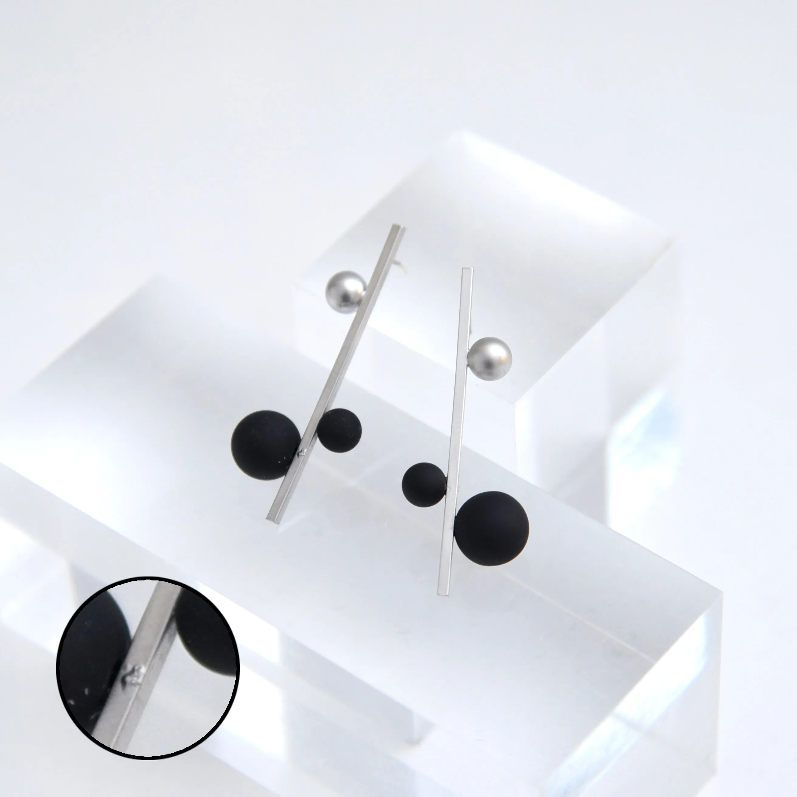 Note Earrings - B Grade