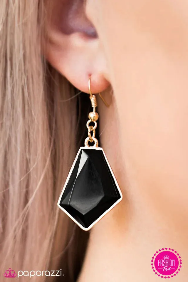 Paparazzi Earring ~ Western Gem - Black