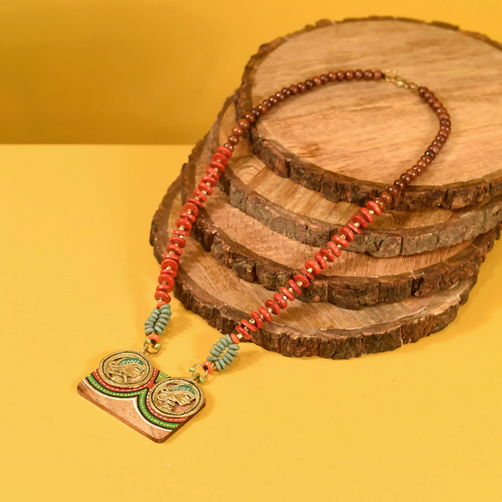 Queen's Twin Handcrafted Necklace