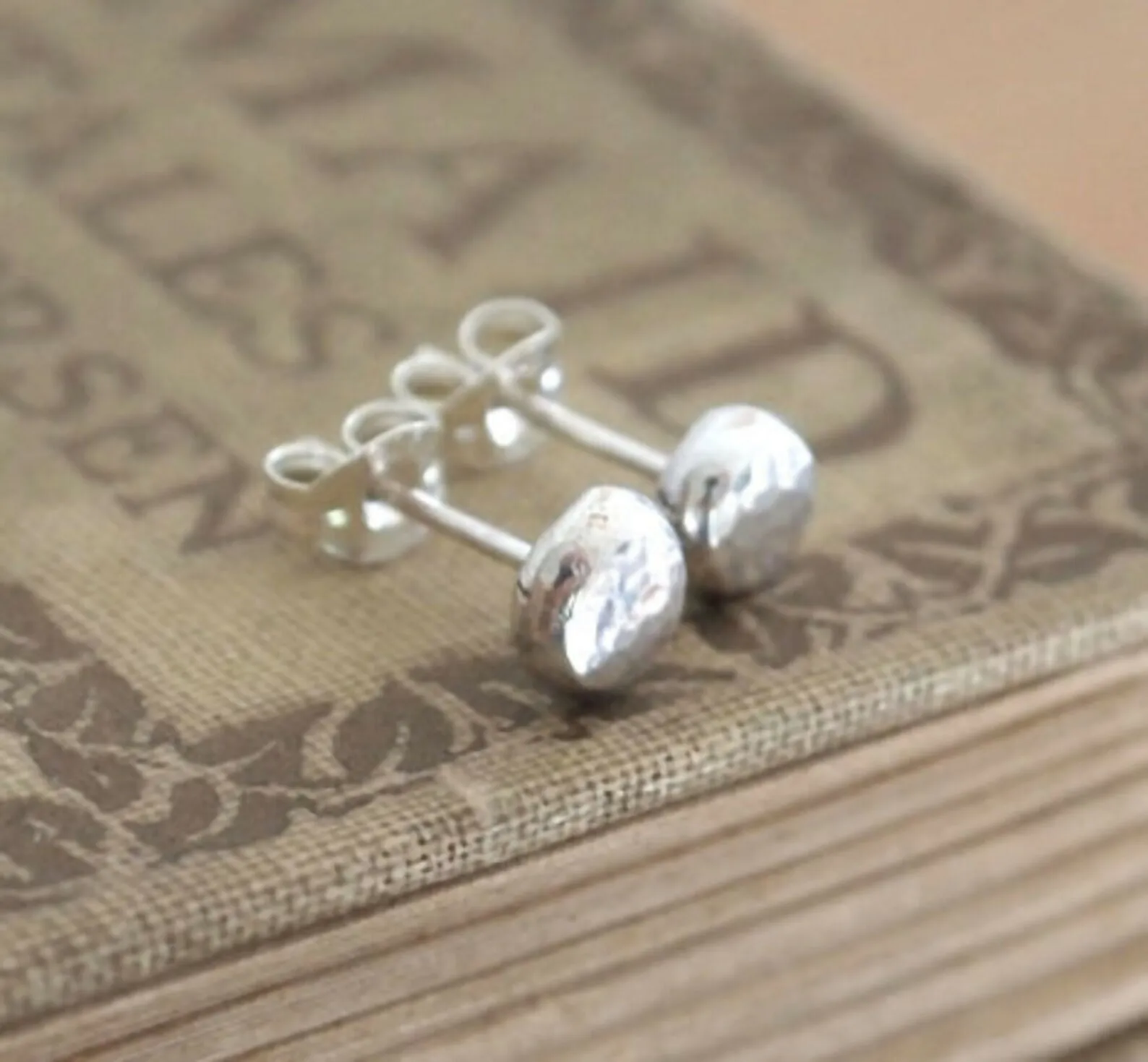 Small Pebble - Silver Stud Earrings