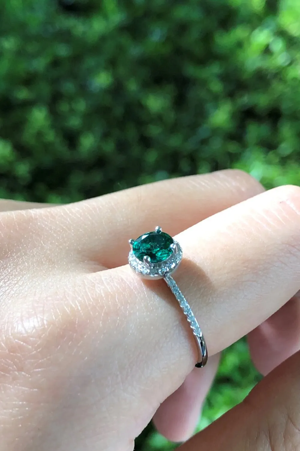 Sterling Silver Round Emerald Ring